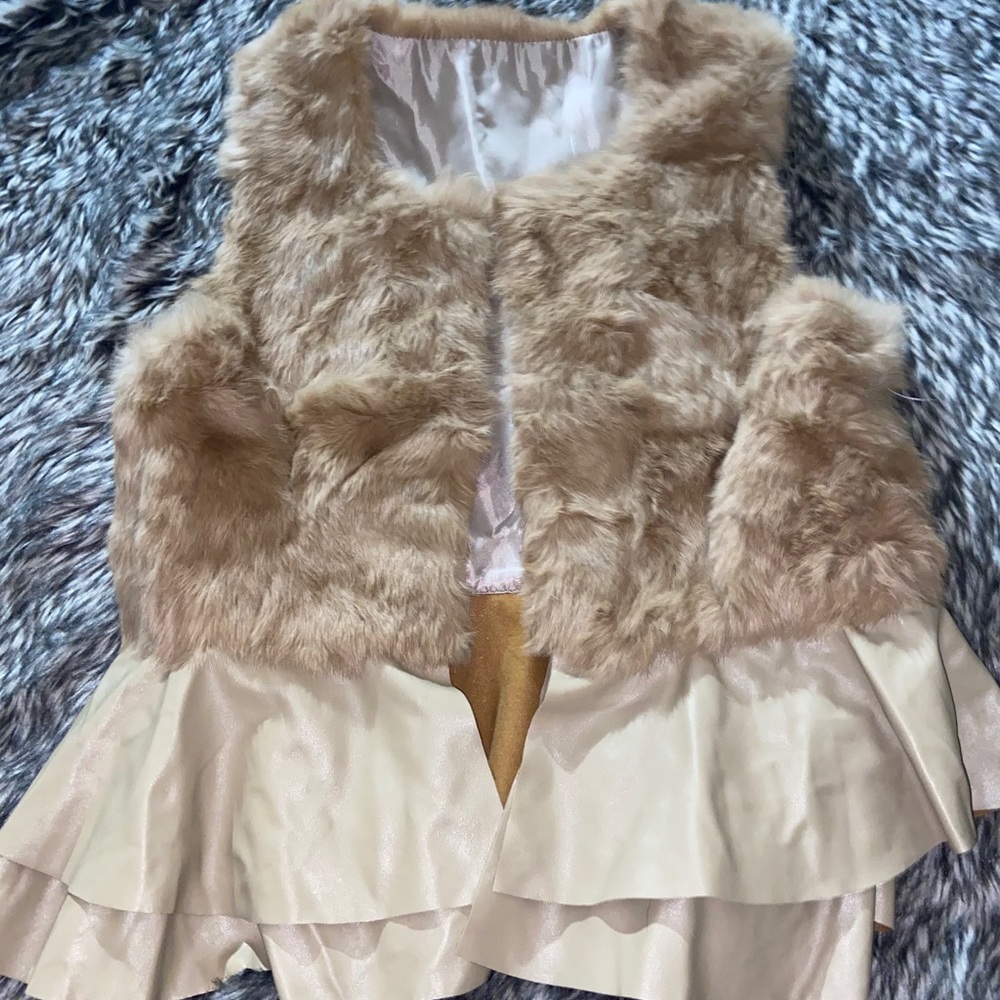 Tan No sleeve Vest